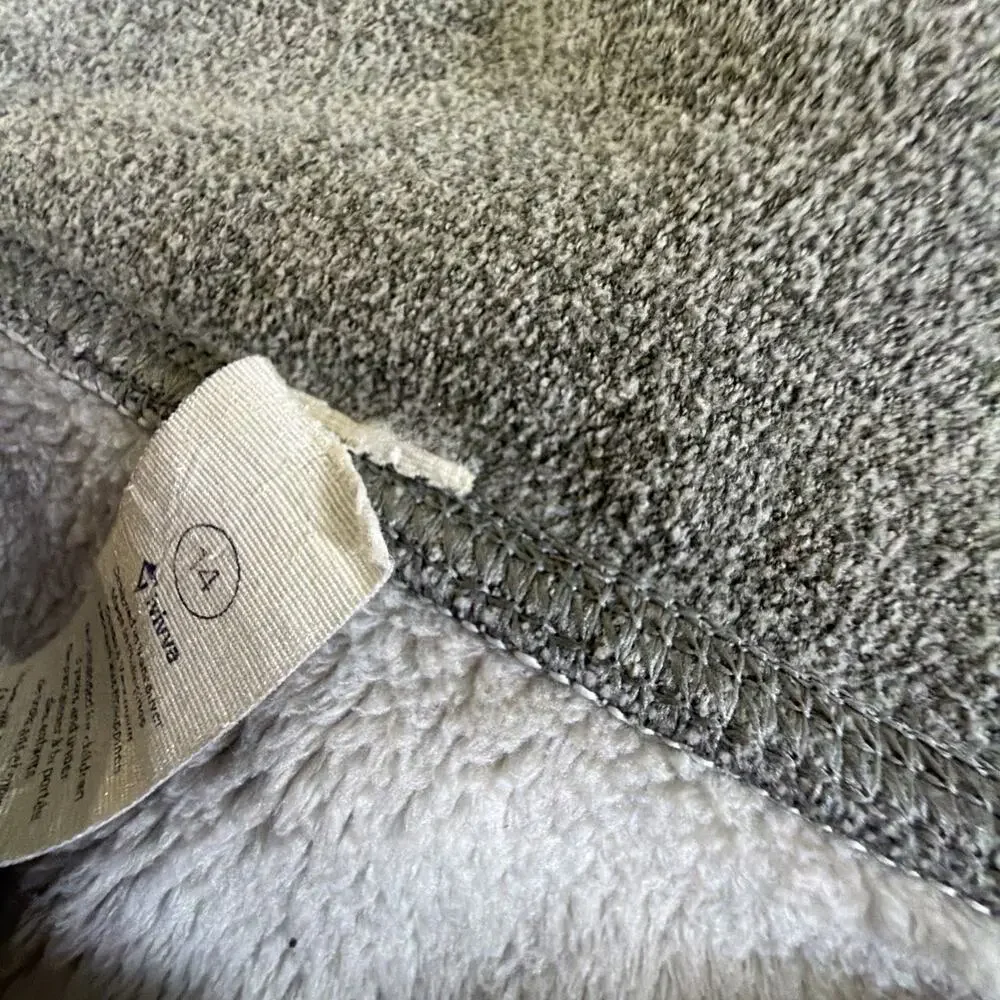 Ivivva Lululemon Fleece Jacket Girls 14 coat athletica athleisure gray snap